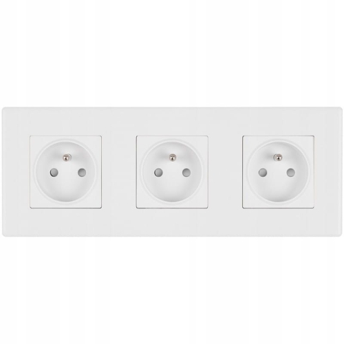 Priză Triplă Albă Set Ramă PCV Triplă Și 3 X Prize Simple