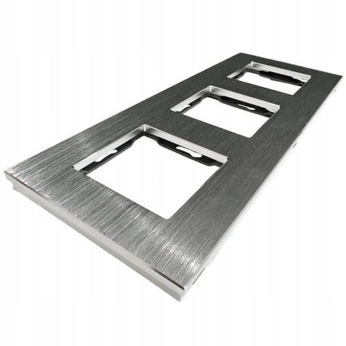 Ramă Din Aluminiu Triplă Cu 3 Posturi Argintie